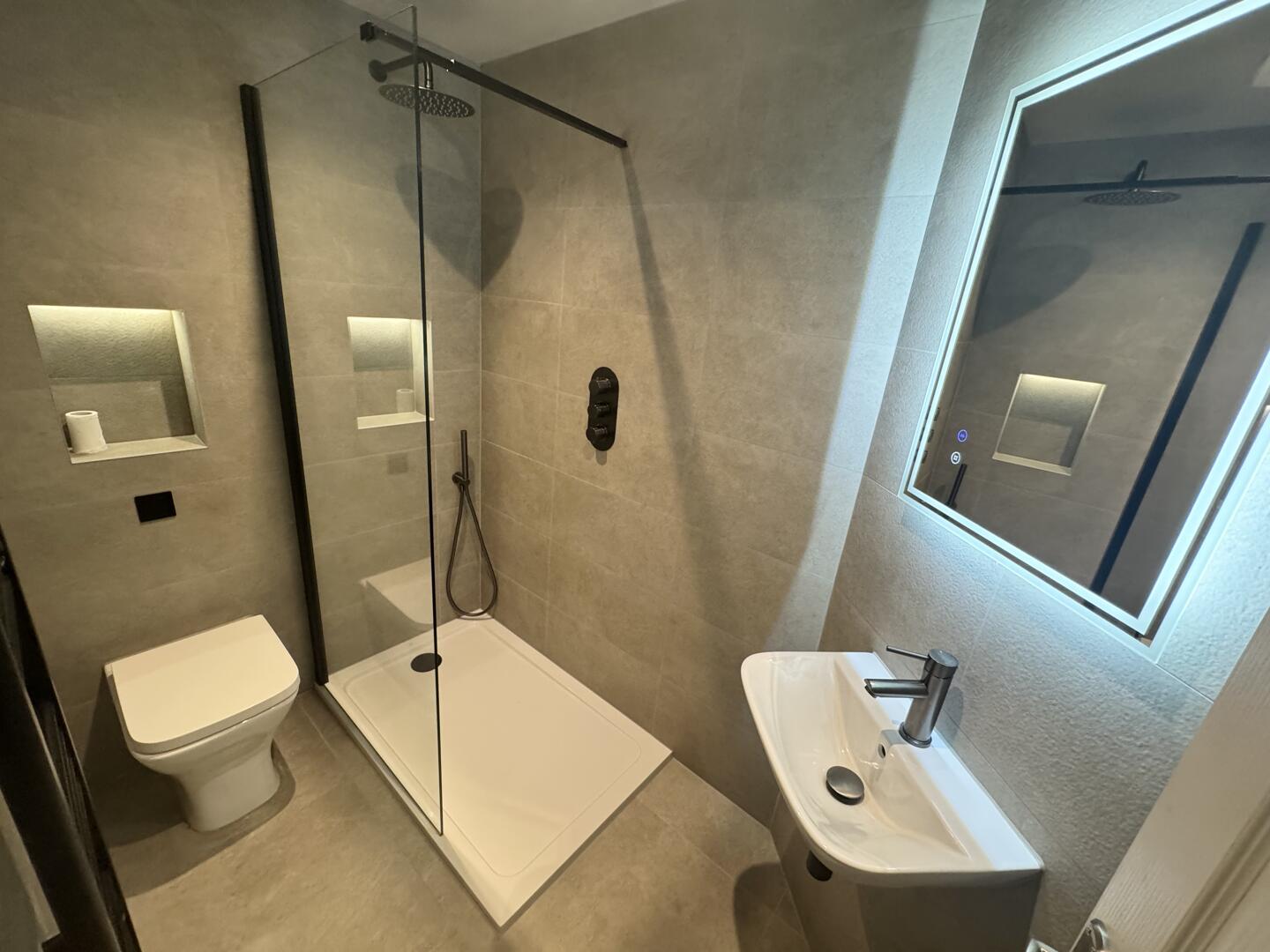 Flat ,, Bank Parade, PR1 3TA